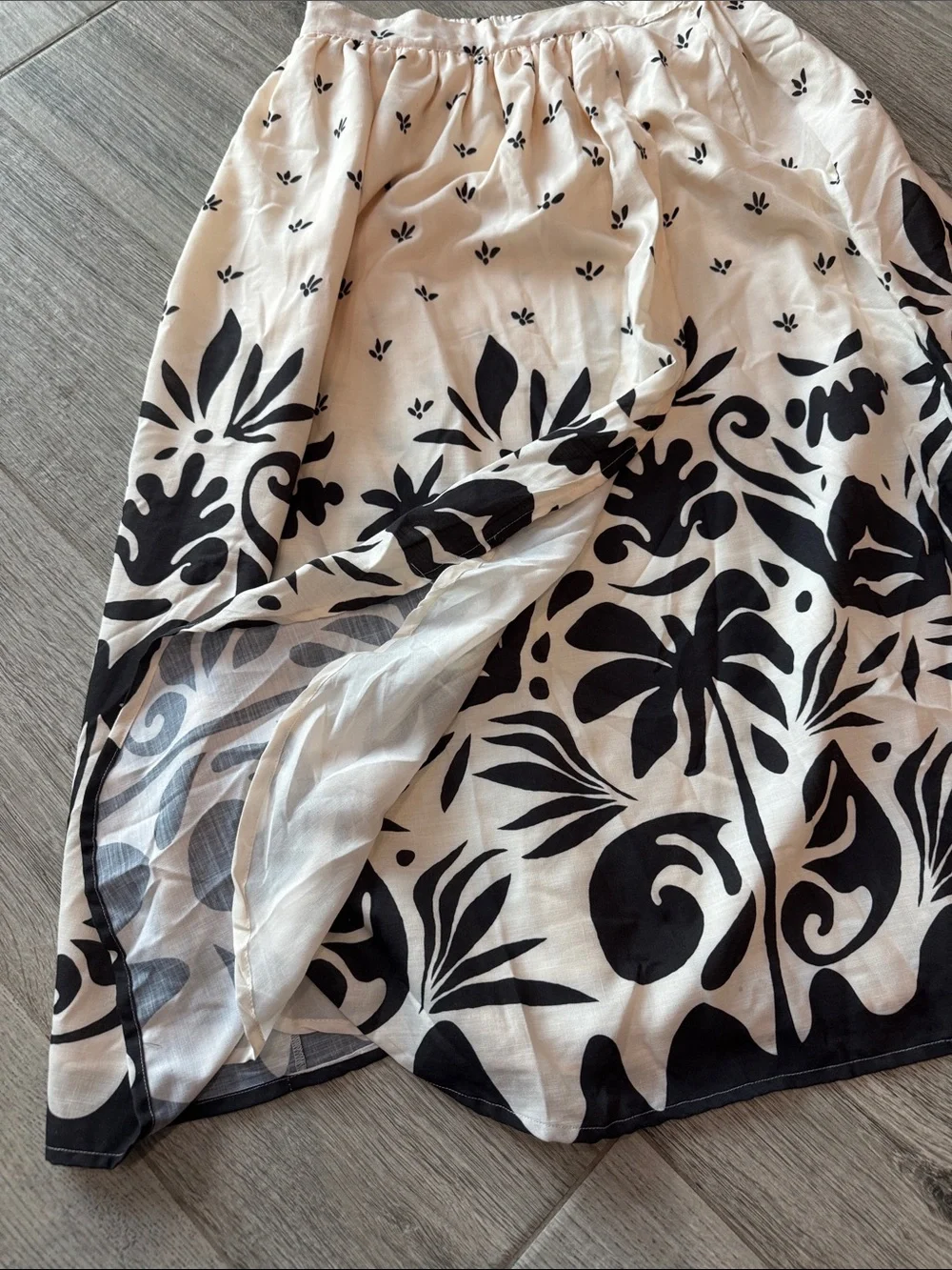 Tahari Cream and Black Botanical Print faux wrap Midi Skirt